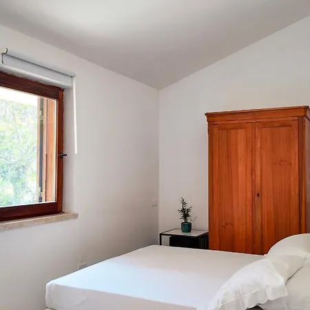 Laurus Restaurant Cilento فندق مبيت وإفطار Trentinara